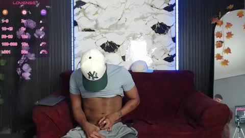 Snapshot of spicyboys_ chatting on 01/05/26, 11:41 online show from 01/05/26, 11:41