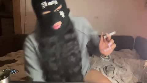 Snapshot of spicygirlyx chatting on 12/16/25, 09:09 Spicygirlyx online show from 12/16/25, 09:09