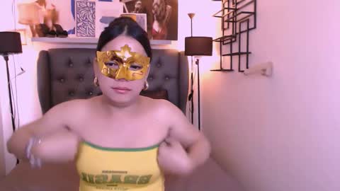 spicyhotchicks online show from 01/10/26, 12:01