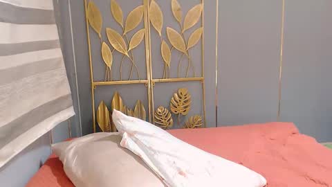 Snapshot of spicyinfinity chatting on 02/23/25, 08:33 Zab online show from 02/23/25, 08:33