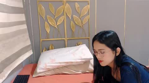 Snapshot of spicyinfinity chatting on 03/08/25, 04:56 Zab online show from 03/08/25, 04:56