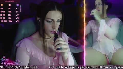 Snapshot of spicykendra chatting on 04/30/26, 07:04 Kendra online show from 04/30/26, 07:04