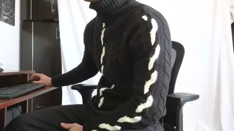 Marco. When Im offline you can view premium content in bio online show from 11/27/25, 10:06