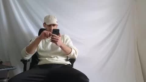 Marco. When Im offline you can view premium content in bio online show from 02/12/26, 01:17