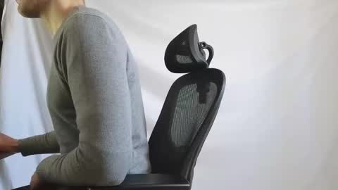 Marco. When Im offline you can view premium content in bio online show from 04/04/26, 08:01