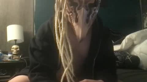 Snapshot of spiderspunk_172 chatting on 02/16/26, 12:45 Ghost Face666 online show from 02/16/26, 12:45