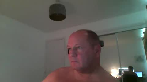 Snapshot of spidey1051a chatting on 03/25/26, 12:00 spidey1051a online show from 03/25/26, 12:00