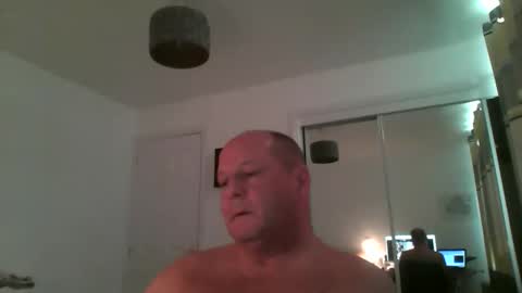 Snapshot of spidey1051a chatting on 04/13/26, 05:51 spidey1051a online show from 04/13/26, 05:51