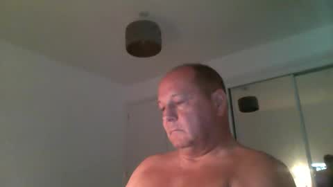 Snapshot of spidey1051a chatting on 04/25/26, 09:12 spidey1051a online show from 04/25/26, 09:12