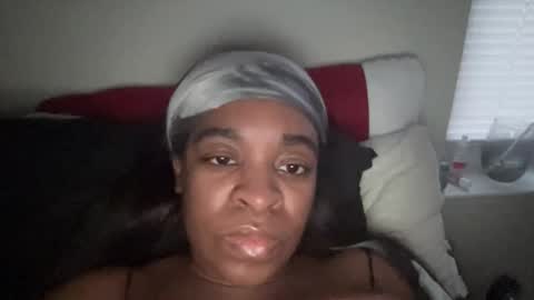 Snapshot of spinprincess_ chatting on 02/03/25, 12:03 Spinerina online show from 02/03/25, 12:03