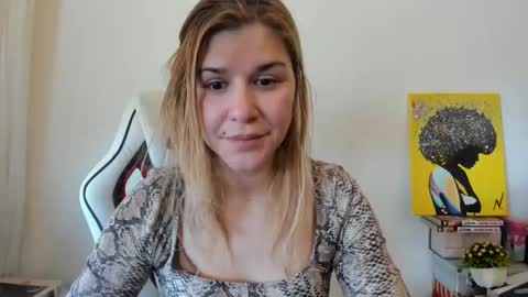 FREE ONLY FANSy online show from 03/08/25, 12:41