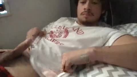 Snapshot of spizzy__ chatting on 01/21/25, 03:32 chrisspizzy online show from 01/21/25, 03:32