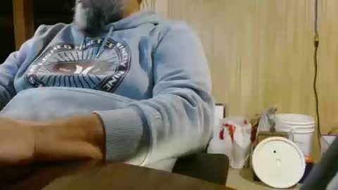 Snapshot of splash_w chatting on 10/20/25, 01:22 Splash Man online show from 10/20/25, 01:22