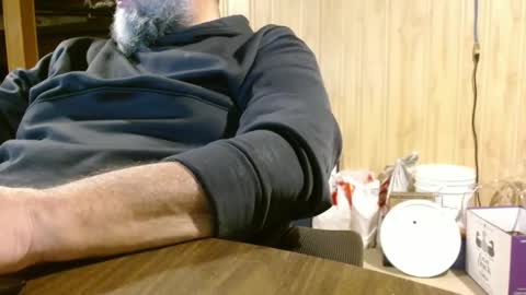 Snapshot of splash_w chatting on 11/17/25, 01:06 Splash Man online show from 11/17/25, 01:06