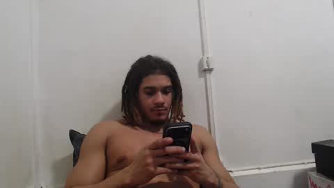 Snapshot of splashyyyz chatting on 10/19/25, 10:43 splashyyyz online show from 10/19/25, 10:43