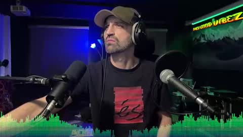 Snapshot of splivke chatting on 10/11/25, 11:31 Splivke online show from 10/11/25, 11:31