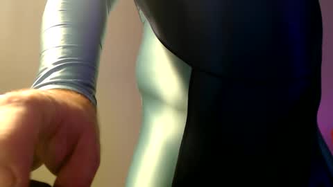 Snapshot of spndxslmr chatting on 04/18/26, 08:20 musclegrowthfantasy online show from 04/18/26, 08:20