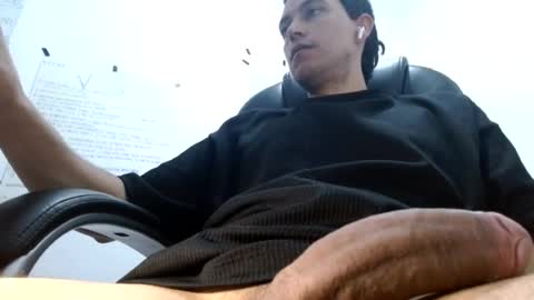 Snapshot of spodianolski chatting on 07/16/26, 12:16 spodianolski online show from 07/16/26, 12:16