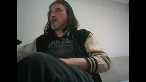 Snapshot of spoiled48 chatting on 12/15/24, 02:16 Spoiled online show from 12/15/24, 02:16