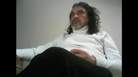 Snapshot of spoiled48 chatting on 01/08/25, 04:11 Spoiled online show from 01/08/25, 04:11