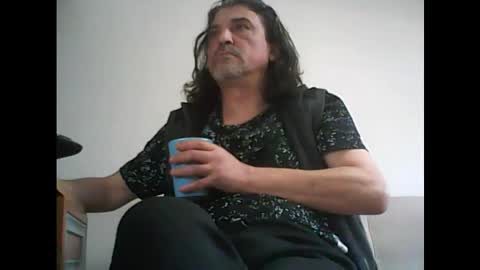 Snapshot of spoiled48 chatting on 01/14/25, 02:11 Spoiled online show from 01/14/25, 02:11