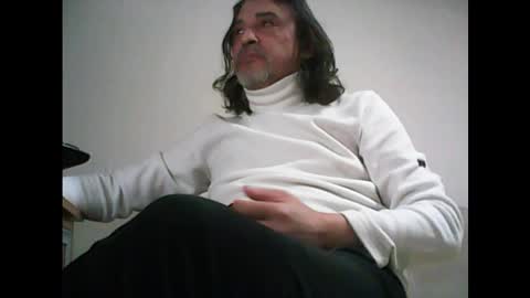 Snapshot of spoiled48 chatting on 01/18/25, 04:31 Spoiled online show from 01/18/25, 04:31