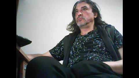 Snapshot of spoiled48 chatting on 01/19/25, 03:42 Spoiled online show from 01/19/25, 03:42