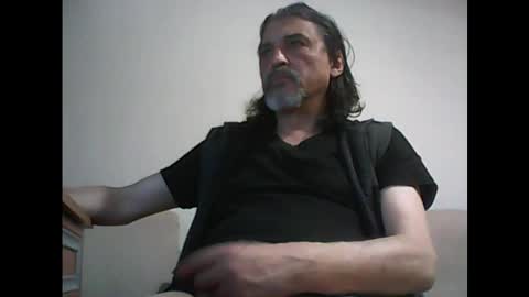 Snapshot of spoiled48 chatting on 02/20/25, 05:40 Spoiled online show from 02/20/25, 05:40