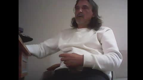 Snapshot of spoiled48 chatting on 11/13/25, 02:49 Spoiled online show from 11/13/25, 02:49