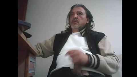 Snapshot of spoiled48 chatting on 11/15/25, 03:52 Spoiled online show from 11/15/25, 03:52