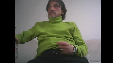 Snapshot of spoiled48 chatting on 12/01/25, 02:44 Spoiled online show from 12/01/25, 02:44