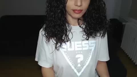 Doll online show from 12/06/24, 10:05