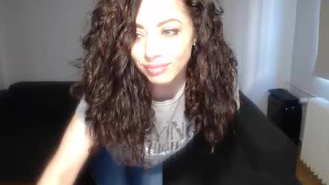 Doll online show from 12/12/24, 07:19