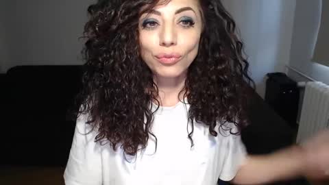 Doll online show from 12/14/24, 12:44