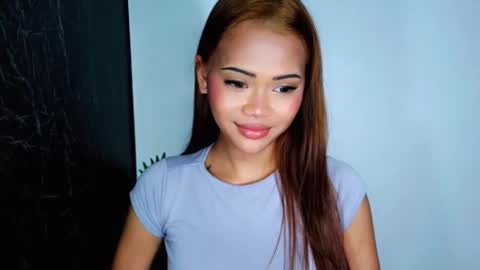 CALL ME RAINE online show from 11/06/25, 02:29