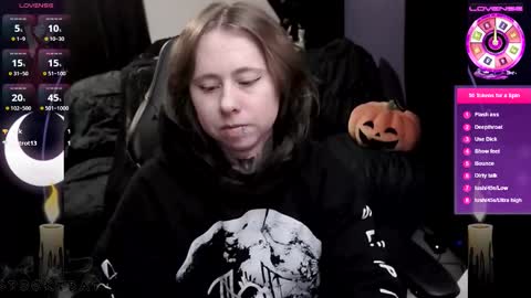 Snapshot of spookbats chatting on 11/18/25, 08:57 Shio online show from 11/18/25, 08:57