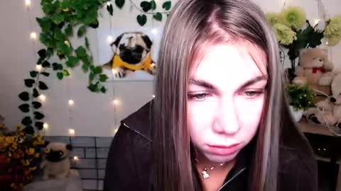 Karina online show from 11/11/25, 09:09