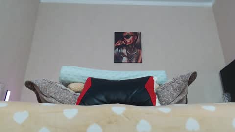 Tips are the best compliment to a woman online show from 01/29/25, 10:05