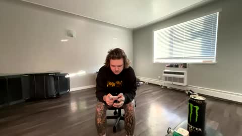 Snapshot of sportsfreak1619 chatting on 11/24/25, 11:04 sportsfreak1619 online show from 11/24/25, 11:04