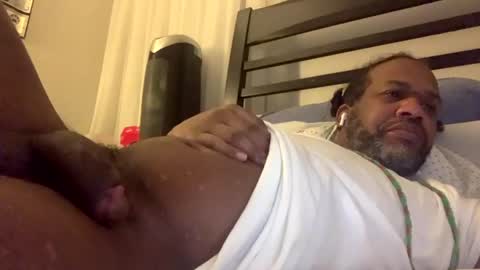 Snapshot of sportyesce chatting on 12/31/24, 12:25 sportyesce online show from 12/31/24, 12:25