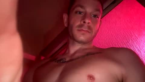 Snapshot of spotlight19955 chatting on 01/02/25, 09:54 TN stuf online show from 01/02/25, 09:54