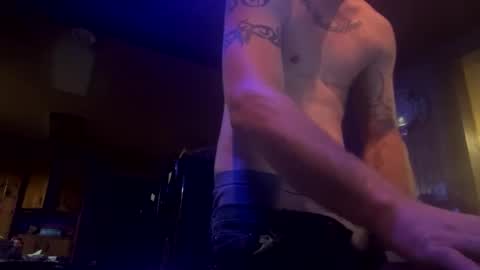 Snapshot of spotlight19955 chatting on 10/03/25, 09:28 TN stuf online show from 10/03/25, 09:28