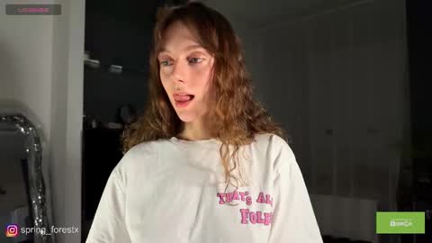 Snapshot of spring_forestx chatting on 03/27/26, 11:32 Lilly online Monday - Friday ask time in pm online show from 03/27/26, 11:32