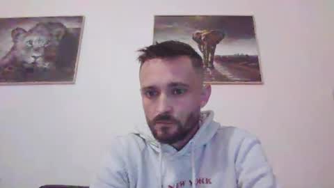 Snapshot of spyco82 chatting on 12/27/24, 07:29 spyco82 online show from 12/27/24, 07:29