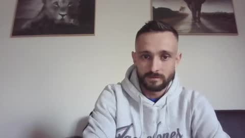 Snapshot of spyco82 chatting on 03/01/25, 04:33 spyco82 online show from 03/01/25, 04:33