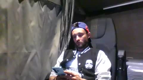 Snapshot of spyco82 chatting on 10/13/25, 06:41 spyco82 online show from 10/13/25, 06:41