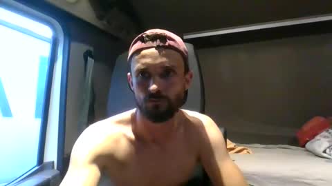 Snapshot of spyco82 chatting on 10/23/25, 04:39 spyco82 online show from 10/23/25, 04:39