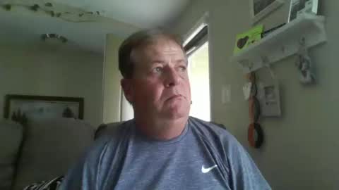 Snapshot of spyder719 chatting on 10/12/25, 07:57 spyder719 online show from 10/12/25, 07:57