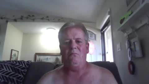 Snapshot of spyder719 chatting on 10/29/25, 09:27 spyder719 online show from 10/29/25, 09:27
