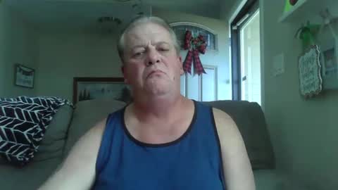 Snapshot of spyder719 chatting on 12/20/25, 05:42 spyder719 online show from 12/20/25, 05:42